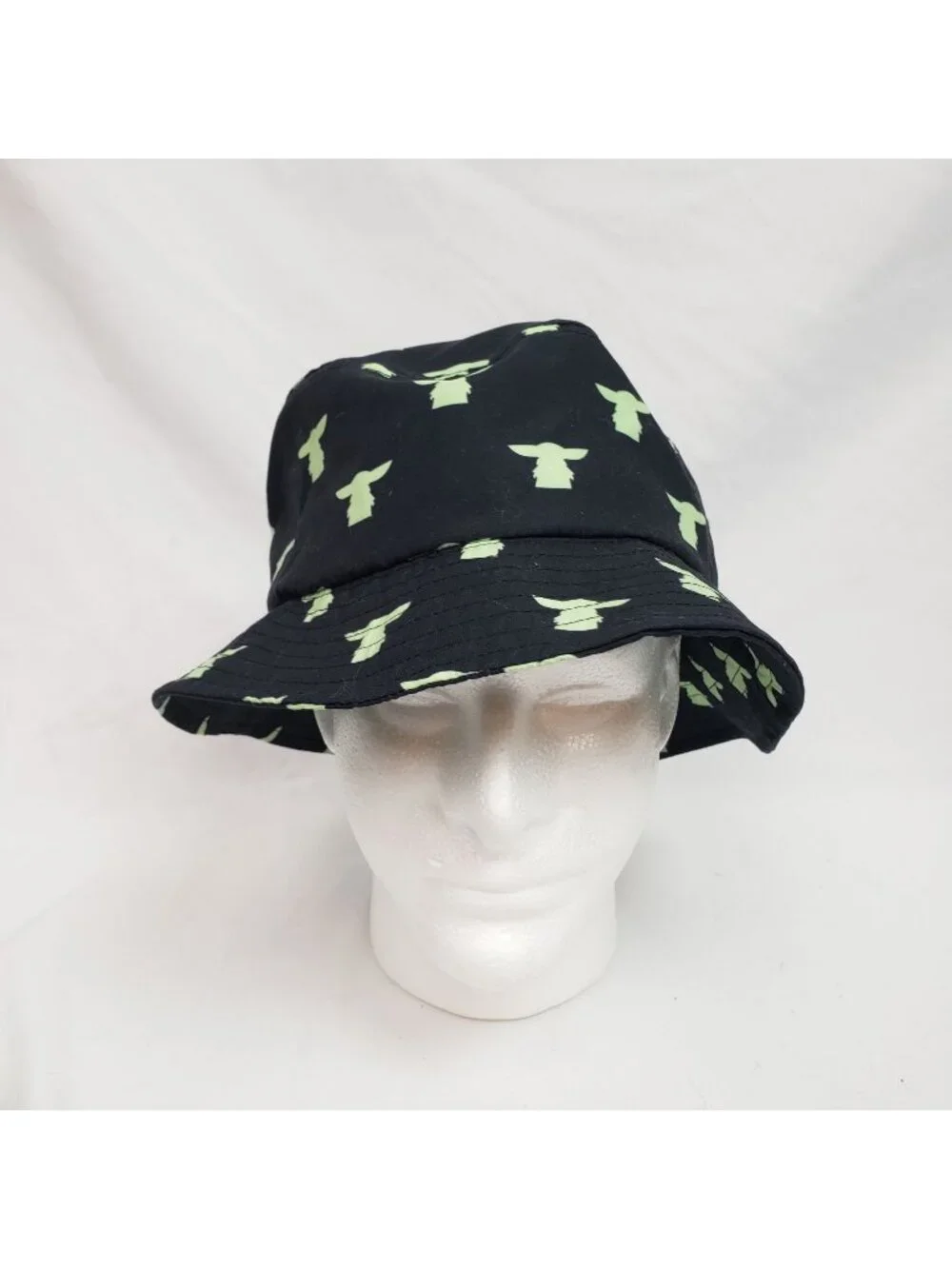 Grogu Star Wars The Mandalorian Disney Black Green Baby Yoda Bucket Hat NEW!!!
